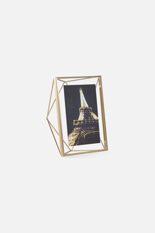Prisma photo display