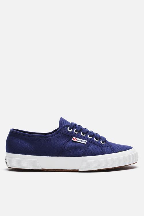 2750 Cotu Classic