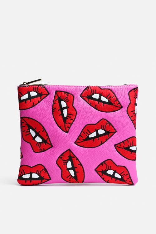 Lips Clutch 