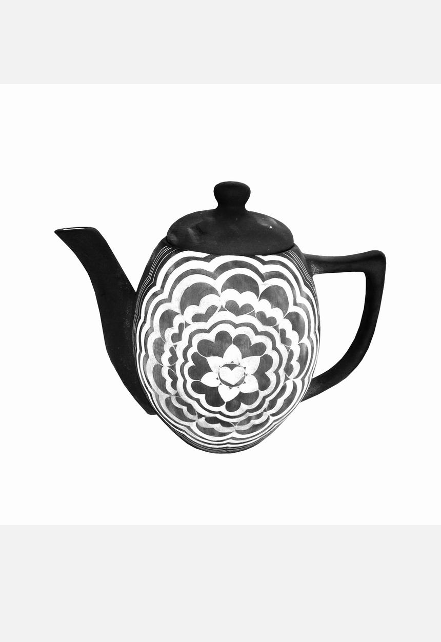 Stoned Cherrie - Long Flower of Love Teapot – Black & White