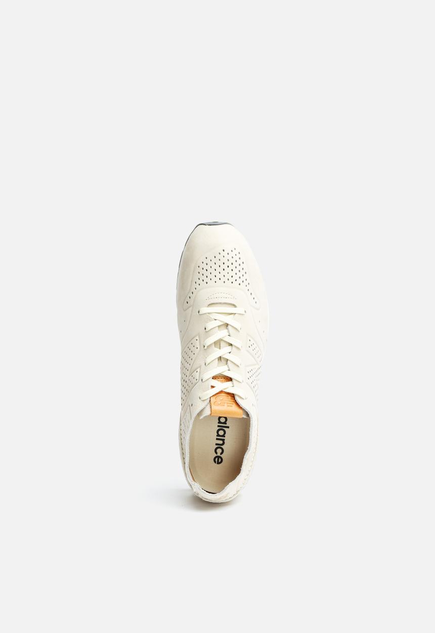New Balance  - MRL996DW