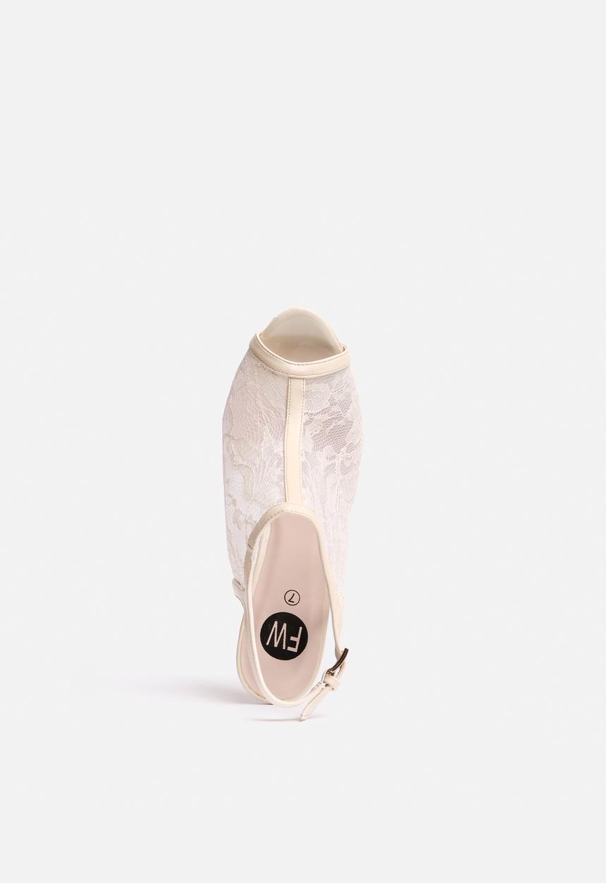 Footwork - Ariana
