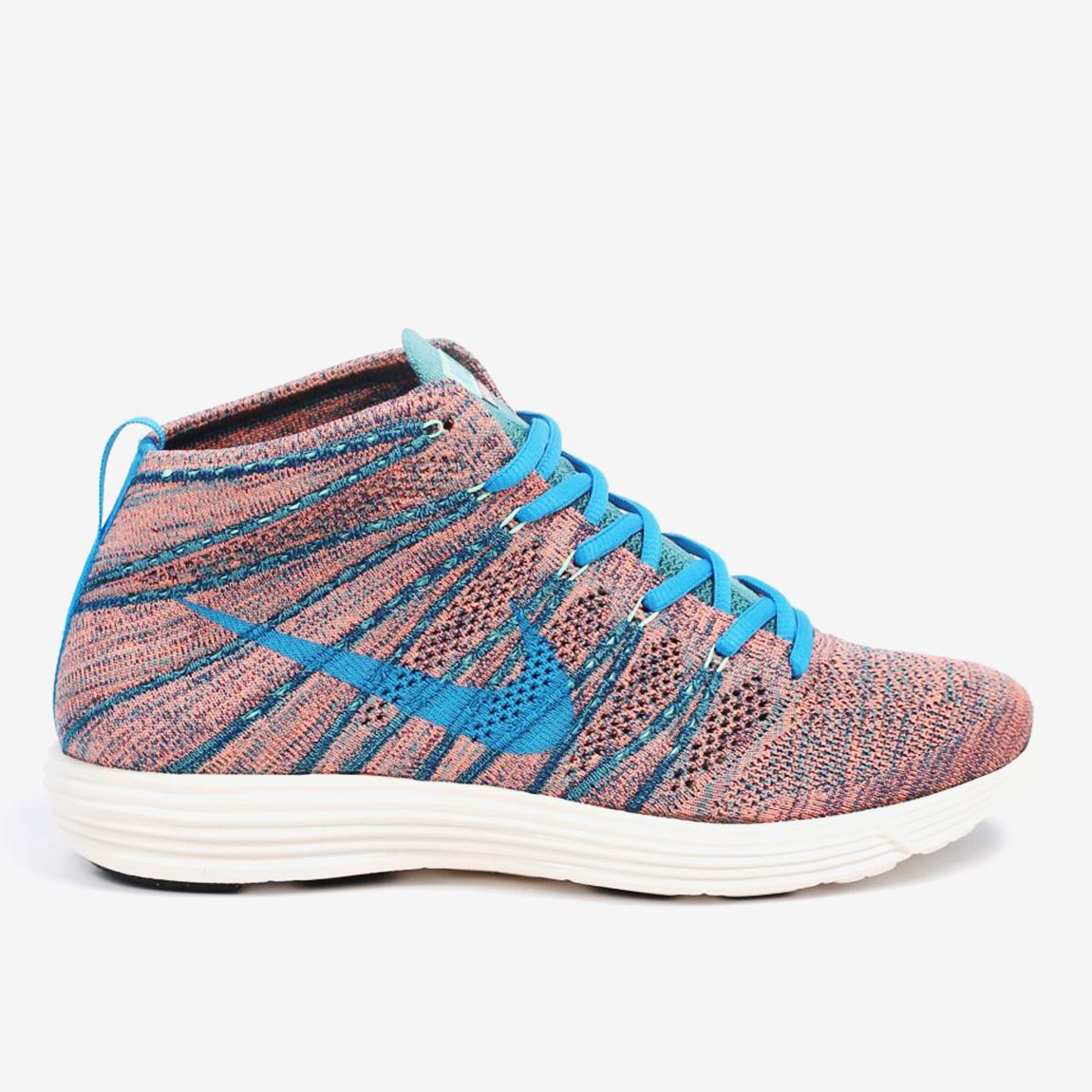 nike flyknit chukka blue