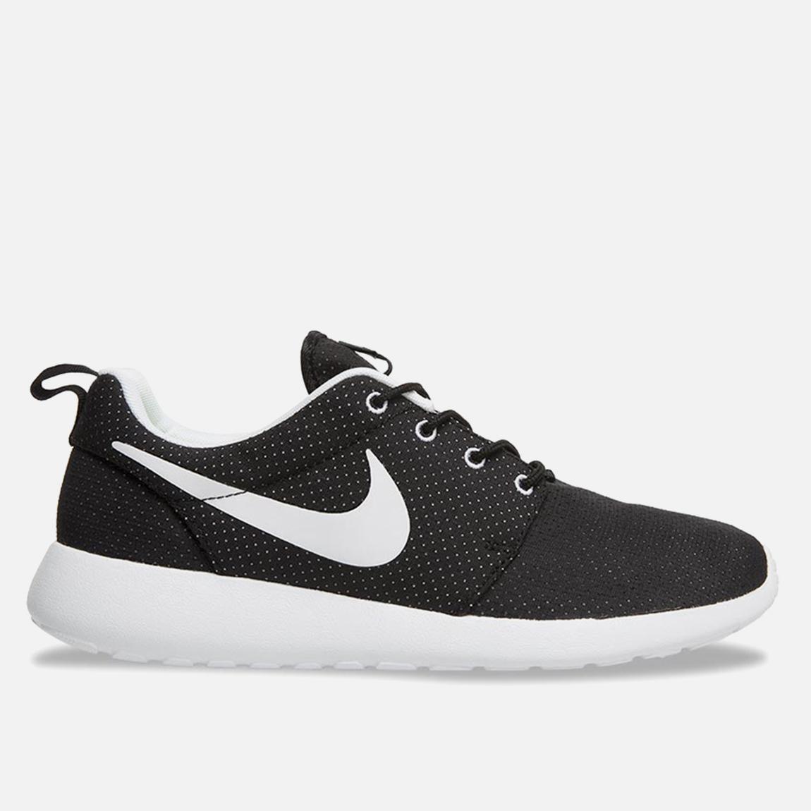 Roshe Run - Black & White Nike Sneakers | Superbalist.com