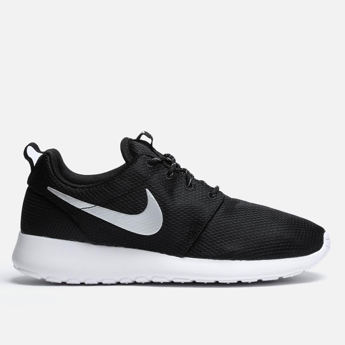 Nike Roshe One - 511882-094 - Blk / Metallic Platinum / White Nike ...